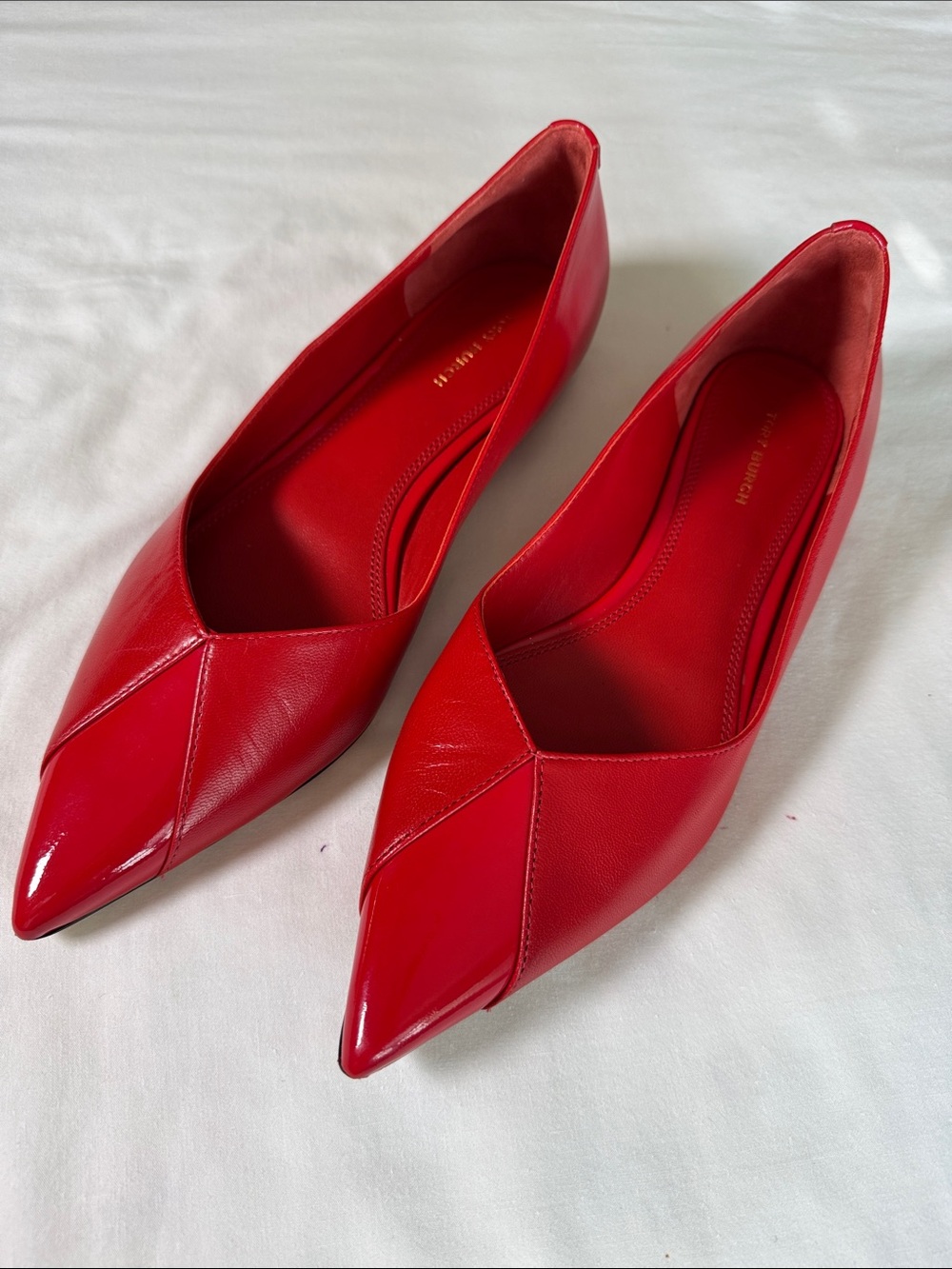 Tory Burch Red Pointed-Toe Leather Flats Gold Tone Logo Sz 9M